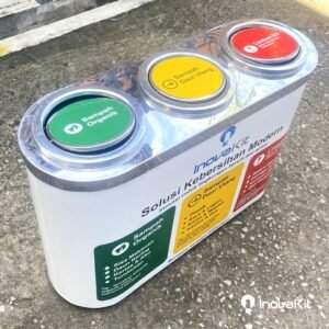Tempat sampah stainless