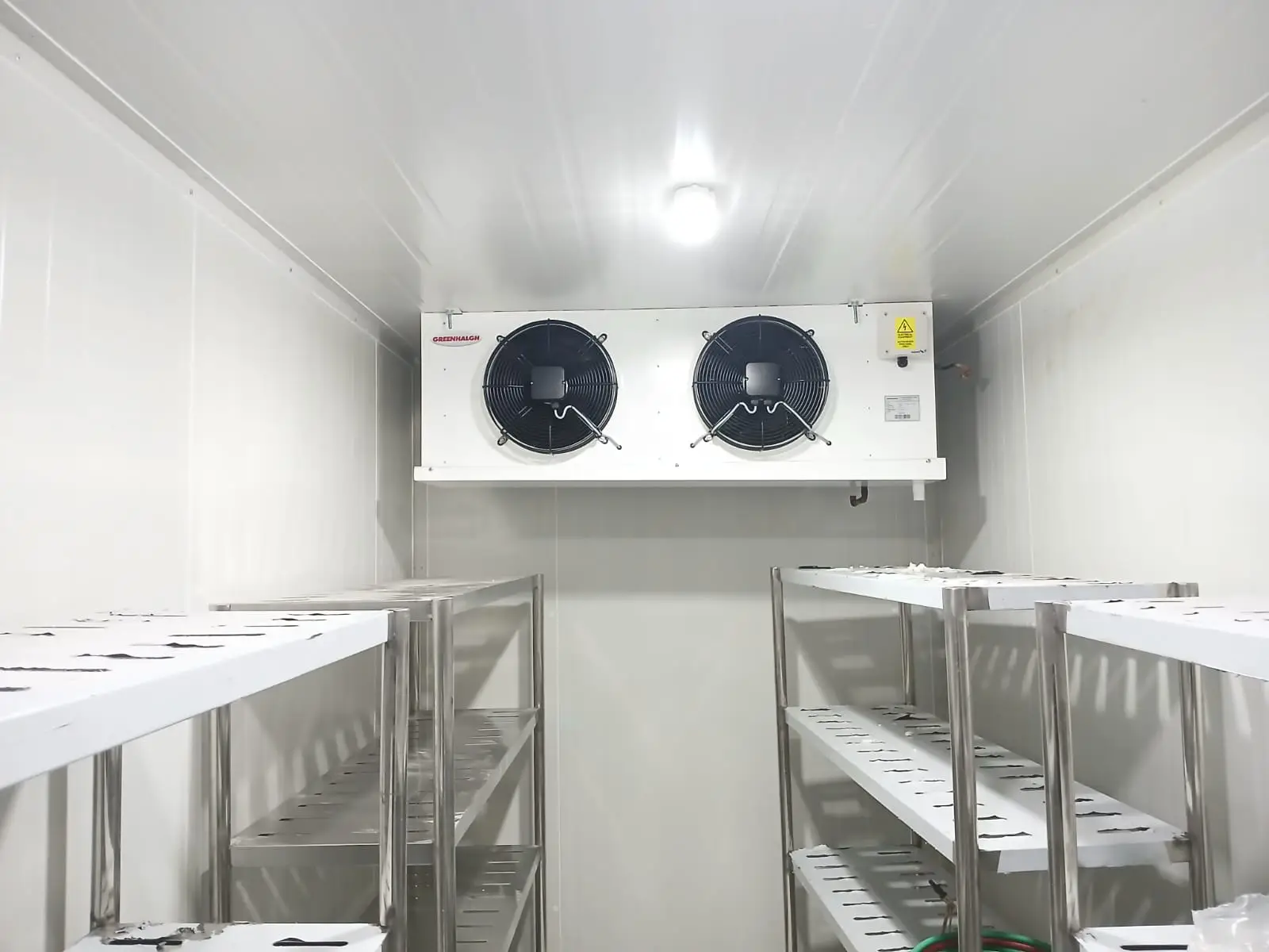 COLD-STORAGE-ROOM-RAC-STAINLESS-STEEL