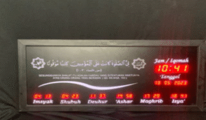 jam digital menengah